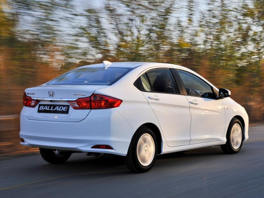  Honda Ballade 2014 года  (фото 7 из 29)